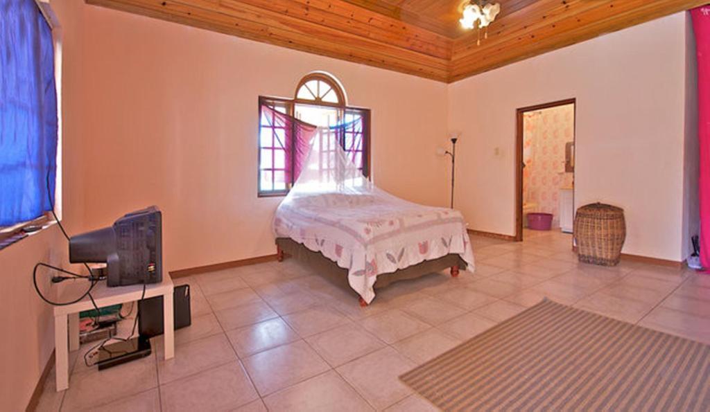 Drapers Dolphin Bay Yoga Guest House חדר תמונה